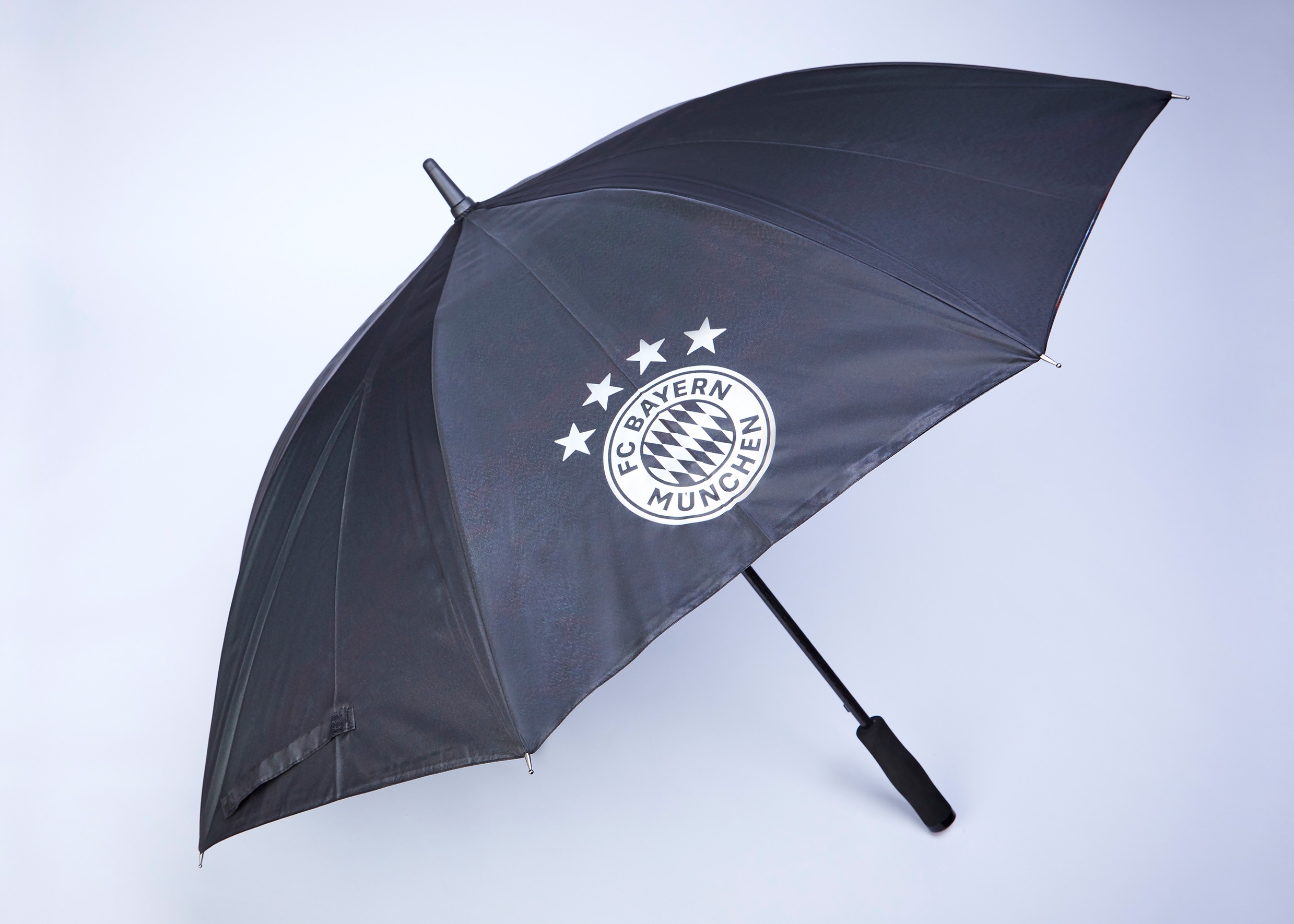 Fanartikel herstellen lassen, Fanartikelhersteller, Fanschal Hersteller, Regenschirm